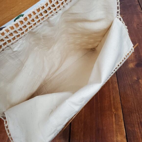 Vintage Handmade Crochet Bag - Picture 8 of 9